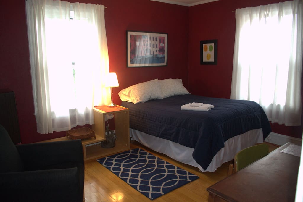 Guest room