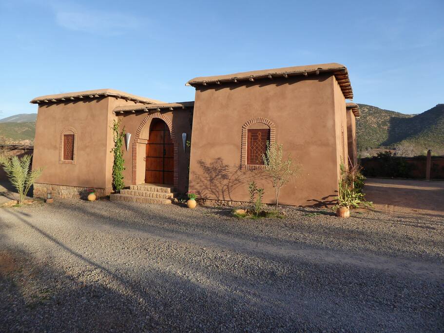vooraanzicht van Kasbah met zijn vier kamers