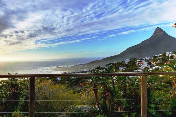 Camps Bay SPECTACULAR Ocean & Mountain VIEWS!!!