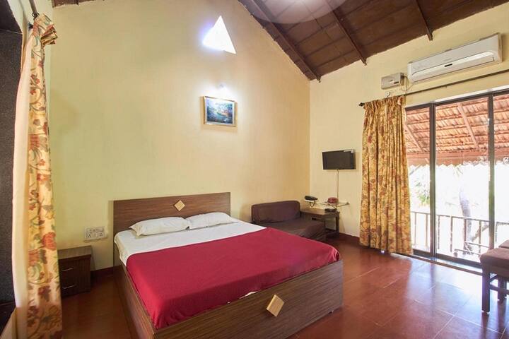 Deluxe Cottage In Dapoli Ratnagiri