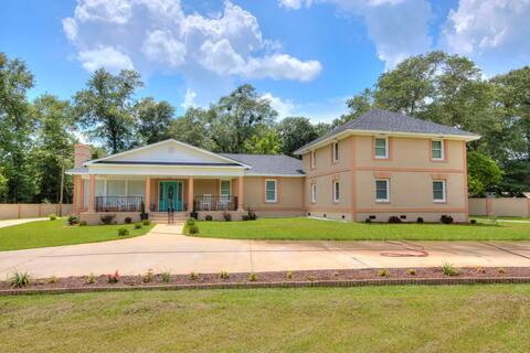 Hidden Gem! *Special Rates* Military & Nurses