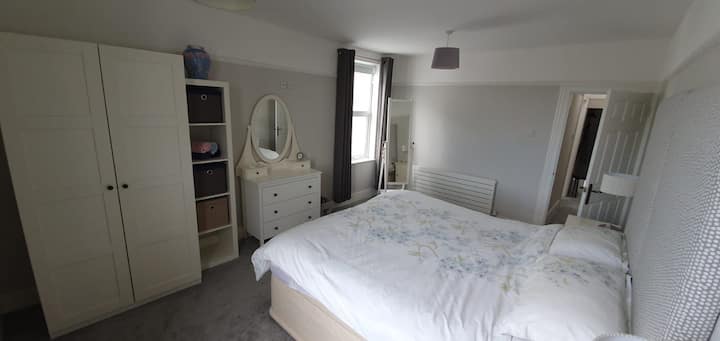 საძინებელი 4