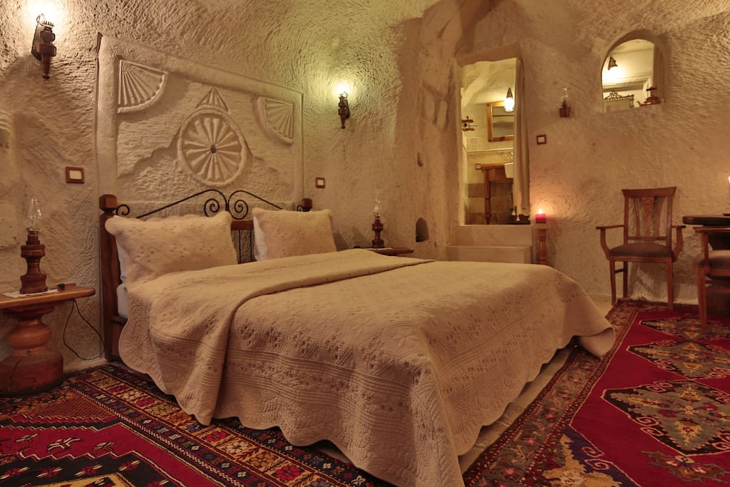 Double Cave Room