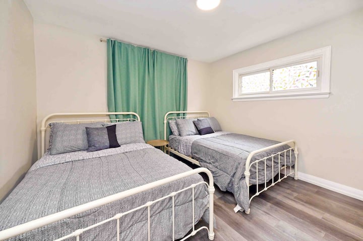 Спалня № 5 в основната подова настилка