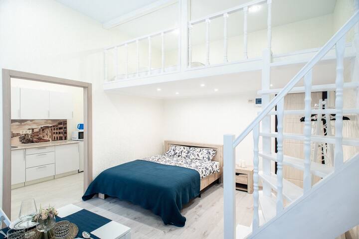 ДвухуровневыеАпартаменты в центре Санкт-Петербурга