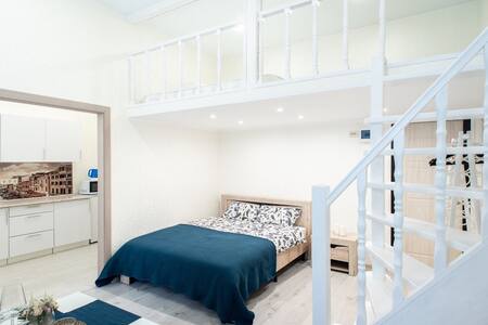 ДвухуровневыеАпартаменты в центре Санкт-Петербурга