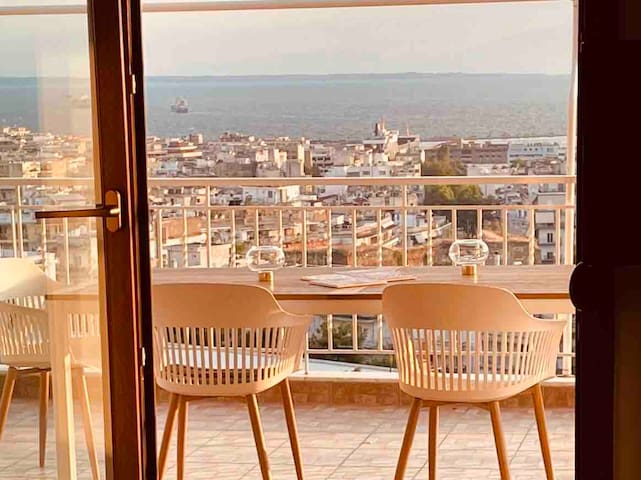 Panoramic City View Penthouse Nikopol