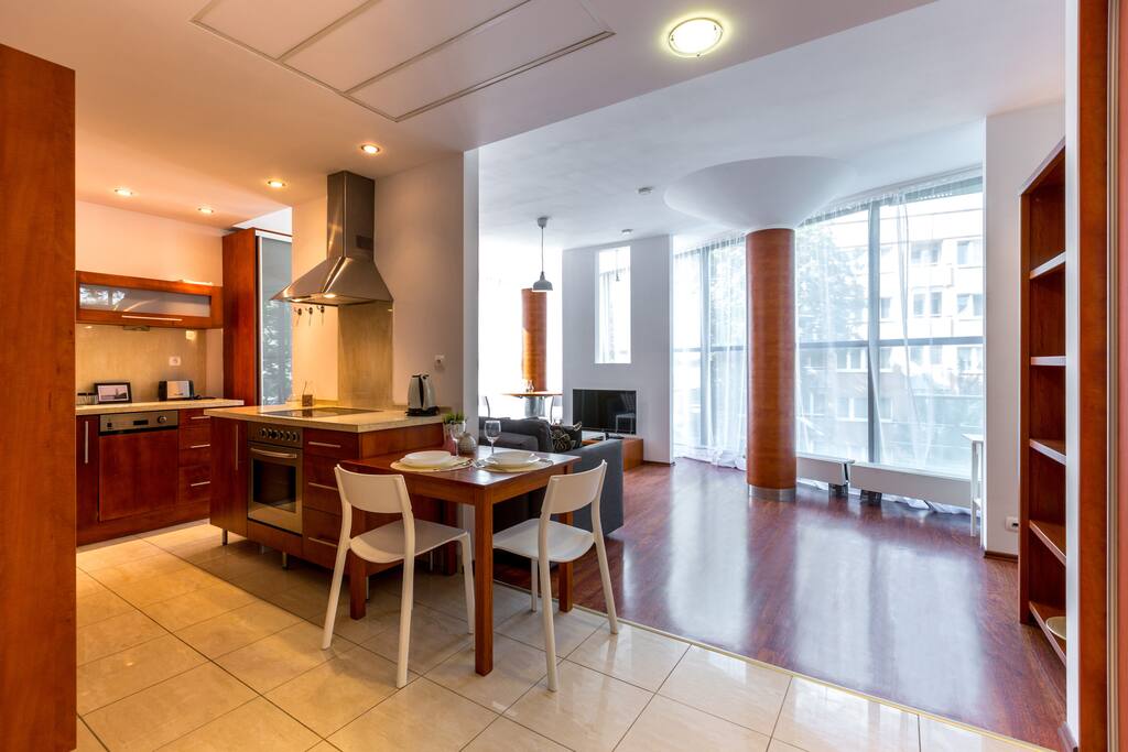 Cozy and charming in the heart of the city