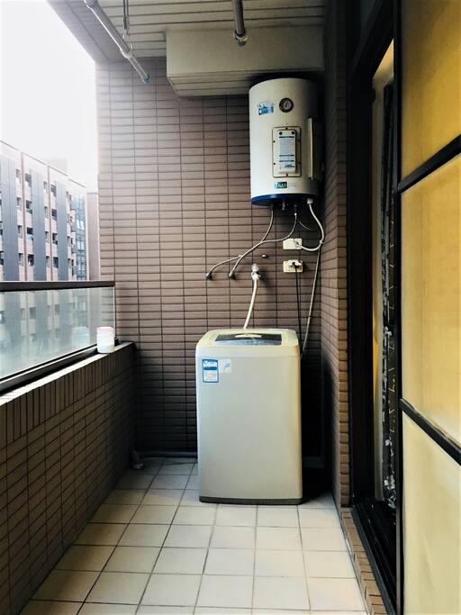 蓄水型電熱水器及洗衣機