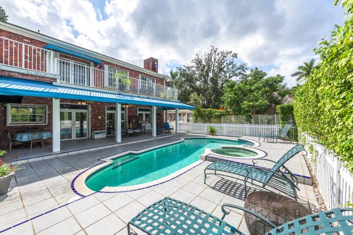 Country State Colonial House gallery image 5