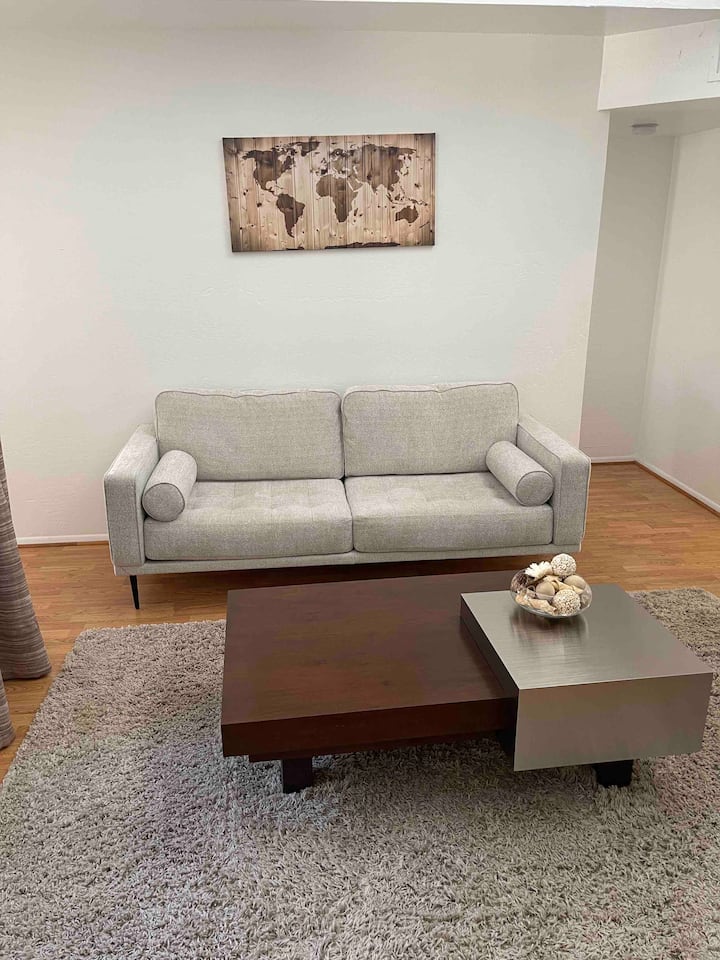 Beautiful Remodeled Two Bedroom One Bath Condo - Chandler, AZ