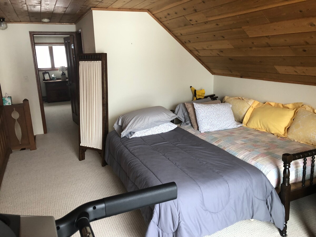 Loft s 2 samostatnými lôžkami