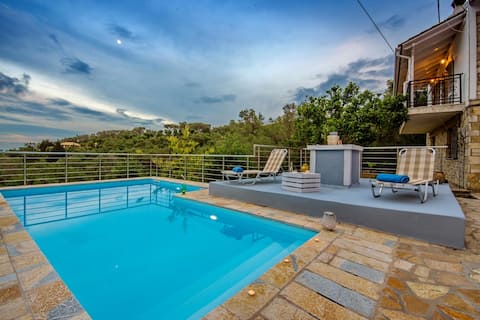 Traditional Stone Villa - Pool & Olive Groves