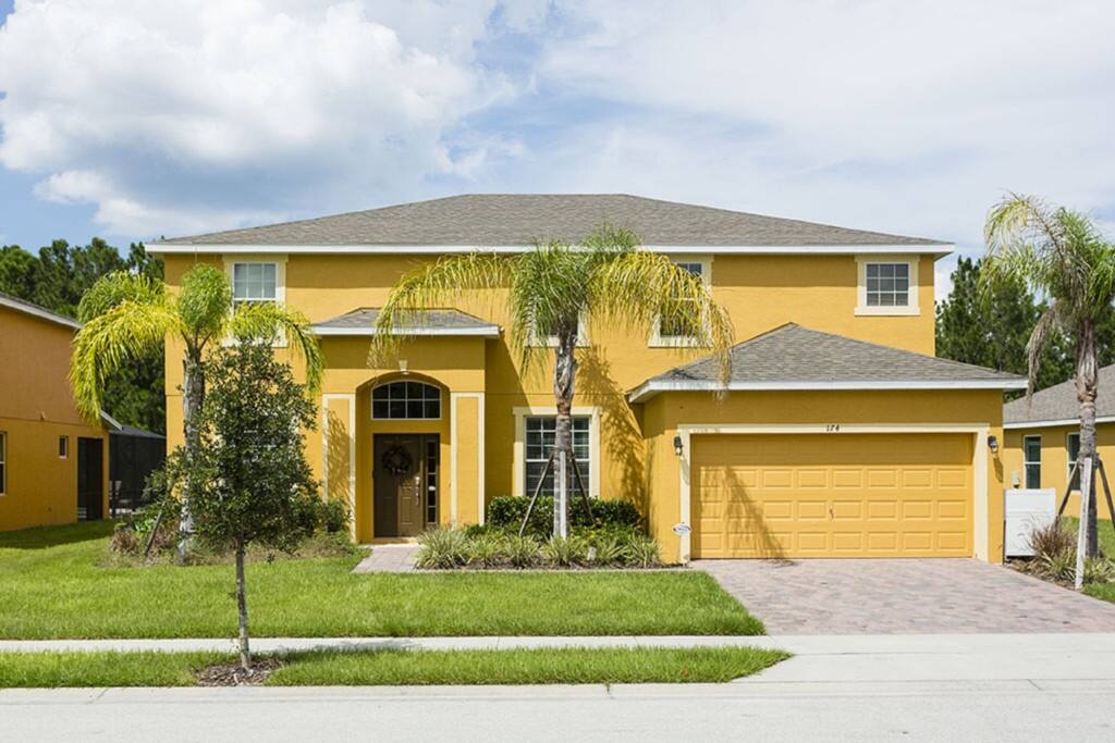 174YellowSnapDragonDriveexterior