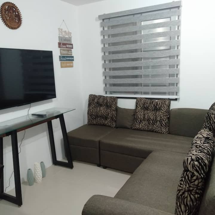 Halydan's Twinhouse, Your Beach Haven - Laiya