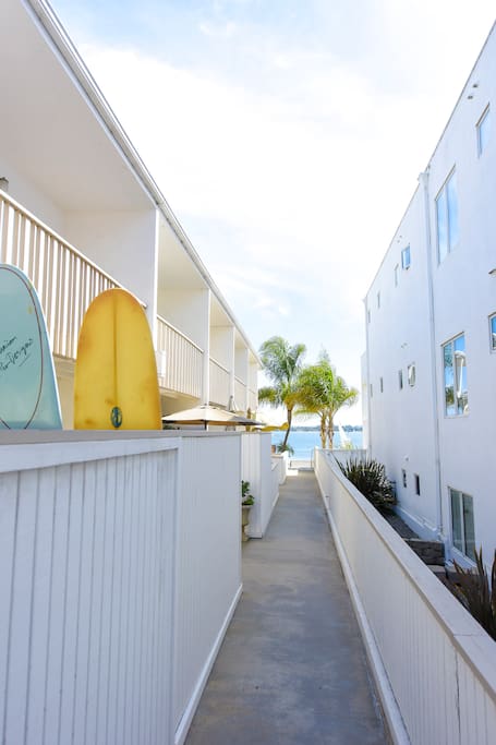 Just like our title says, 50 yards from the Sand on beautiful sail bay. From here its also only a 10 min walk along the boardwalk to the Pacific Ocean and Pacific Beach itself.
