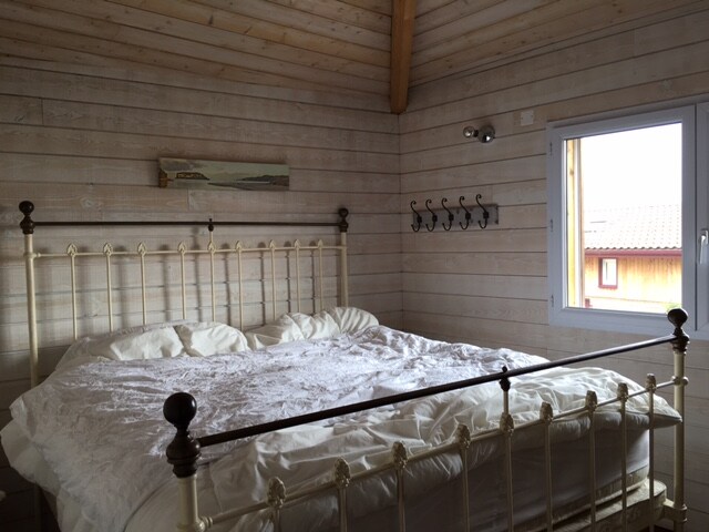 Ნამდვილი ვიქტორიანული კინგსელი საპატიო სტუმრებისთვის