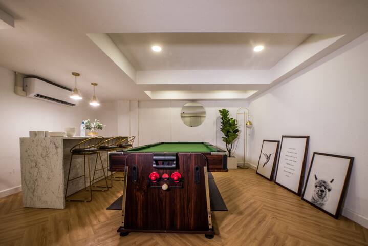 T23 ☆ PRATUNAM ☆ 3BD Duplex | Living | Dining gallery image 3
