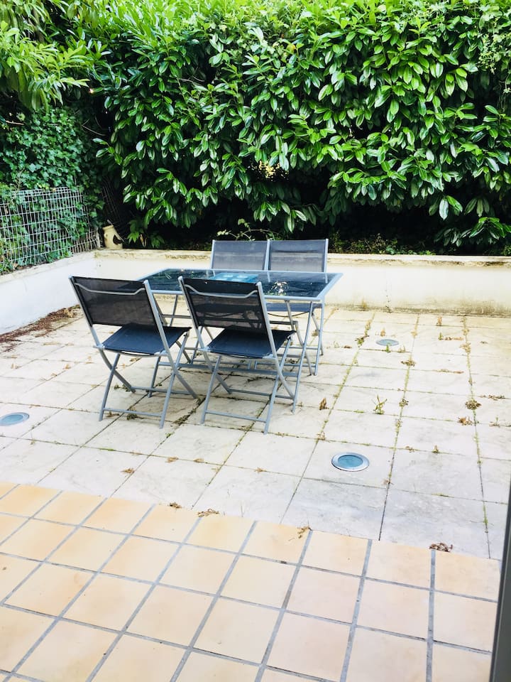 Studio 2 Personnes (Residence Calme) - La Rochelle
