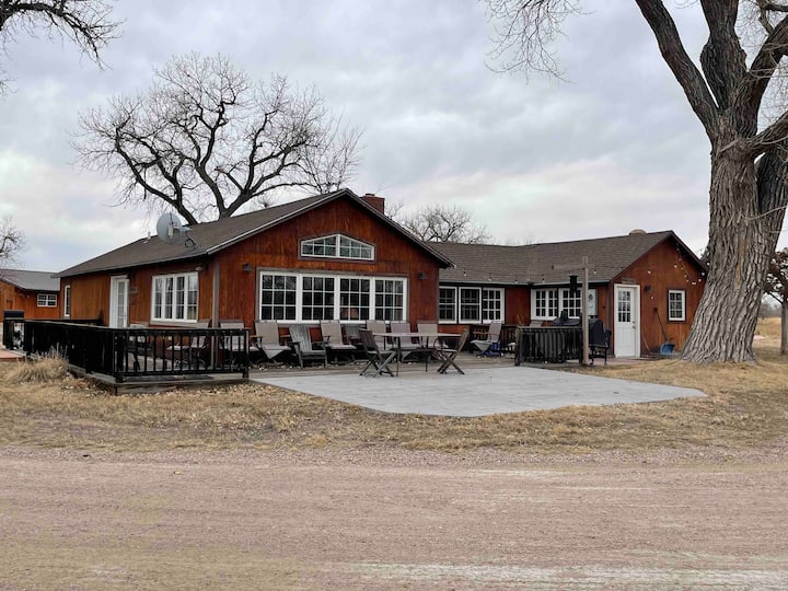 Grand view Ranch Main Lodge Cabins for Rent in Scottsbluff