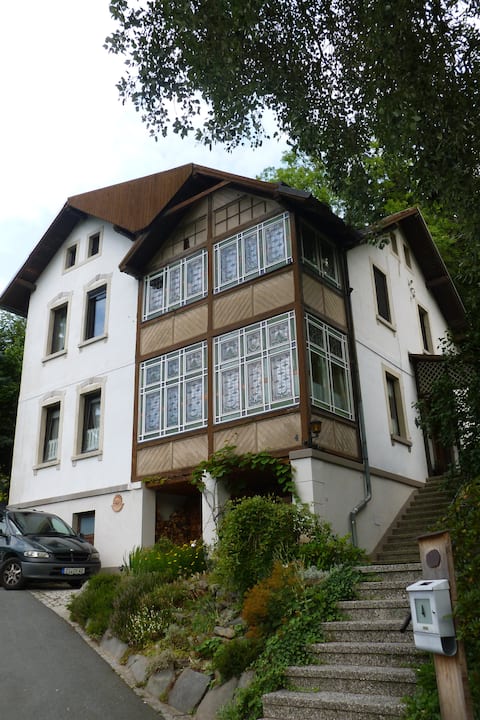 Non-smoking apartment right next to the forest