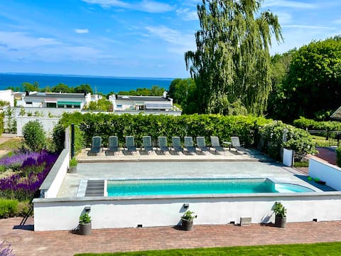 Holiday home with pool & patio