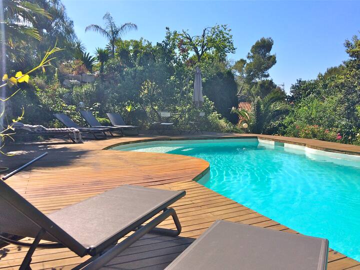 house with pool Cassis Houses for Rent in Cassis, ProvenceAlpesCôte