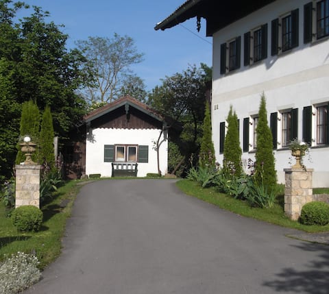 Room south Munich am Seehamersee