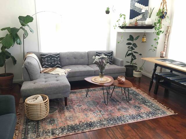 Charming room close to the beach!