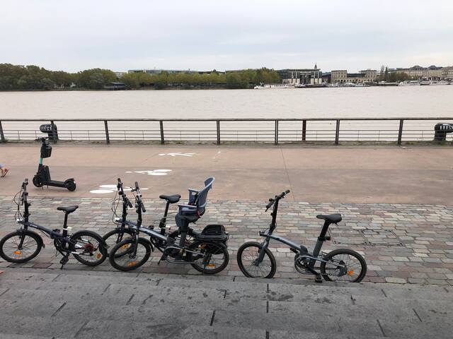 Cosy * Quiet * Bright * Balconies * Garage * Bikes gallery image 5