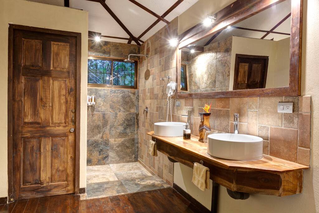 Spacious bathroom