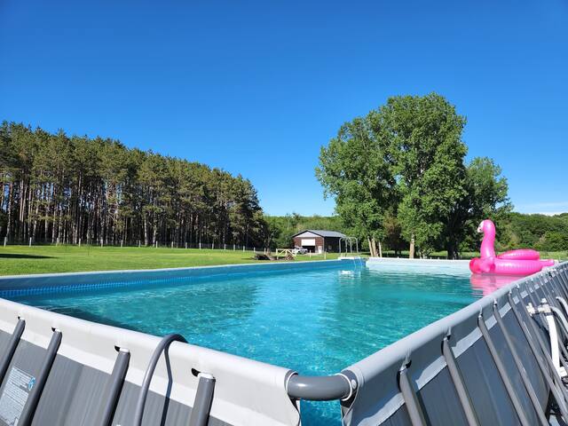 5000sf house-13 acres of privacy-Abundant wildlife gallery image 4