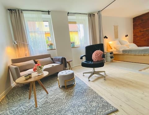 Top Airbnb: Quiet city apartment with loft flair and sauna in Hessen