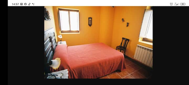 Schlafzimmer 2