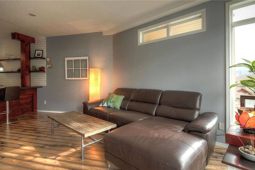 Spacious Living Room