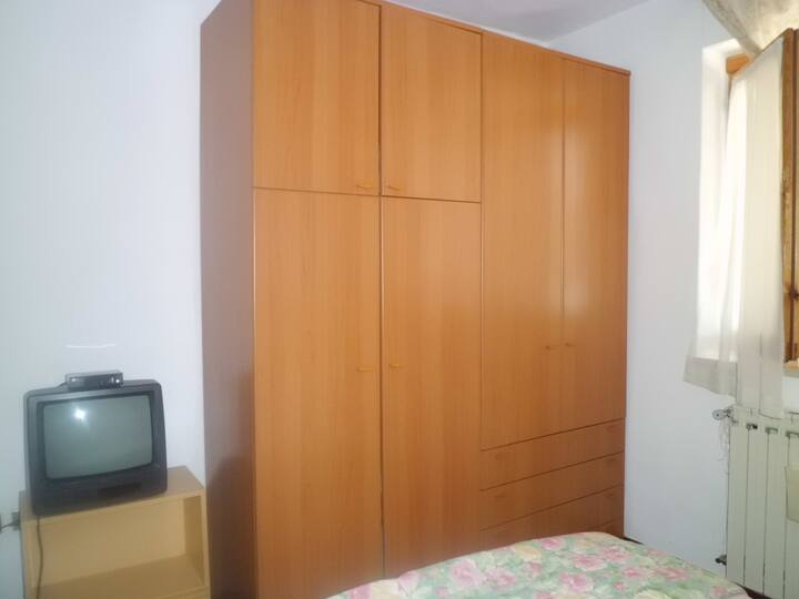 плакар со брачен кревет (широк 125