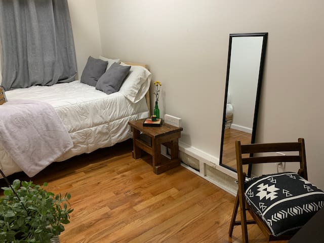 Zen Hudson Oasis in Yonkers (hiking/biking trails)