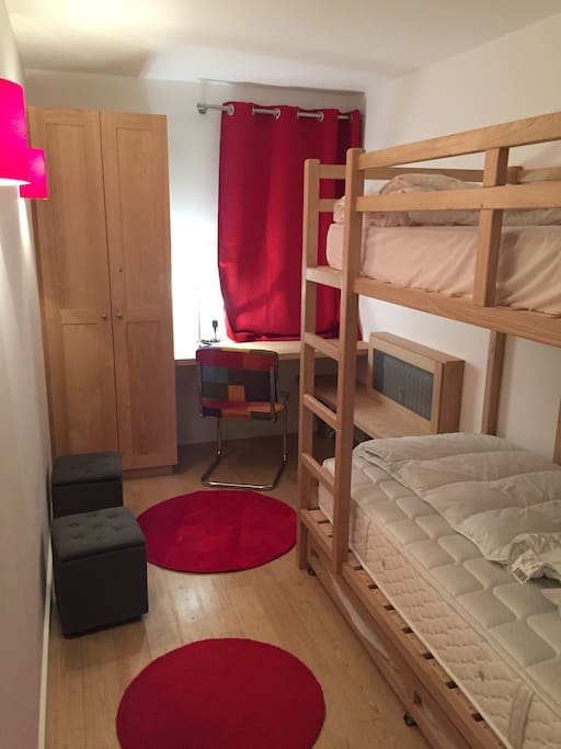 Chambre 3 lits