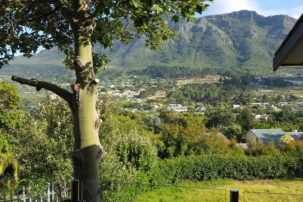 Tranquil & Peaceful valley views