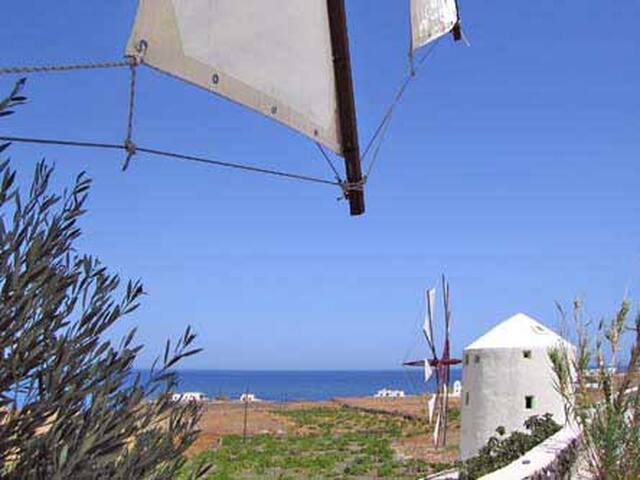 Blue Windmill Villa gallery image 5