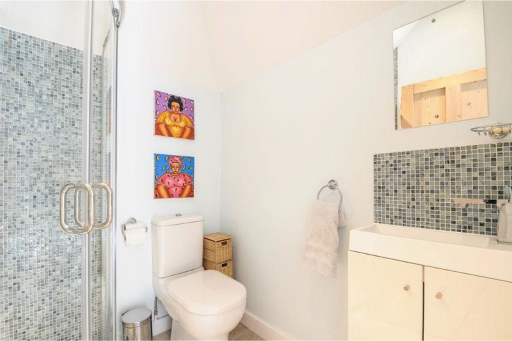 Ensuite