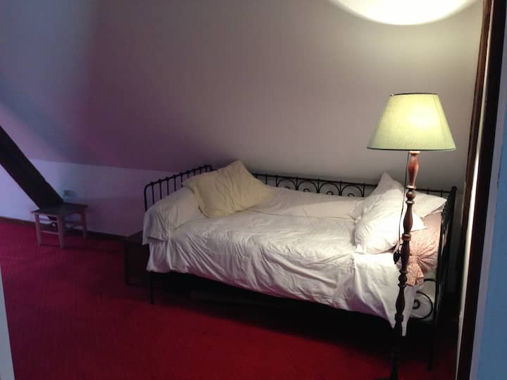 Kitanda cha ziada wakati wa kutua