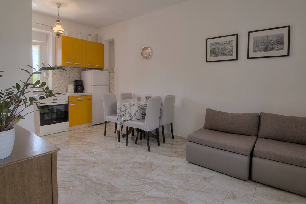 Apartments Dada Senj