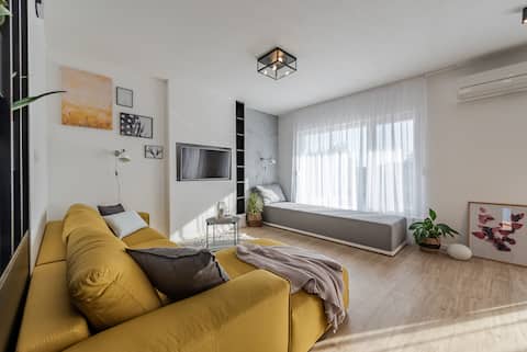 Top Airbnb: Modern house with private yard and heated pool. in Općina Sukošan