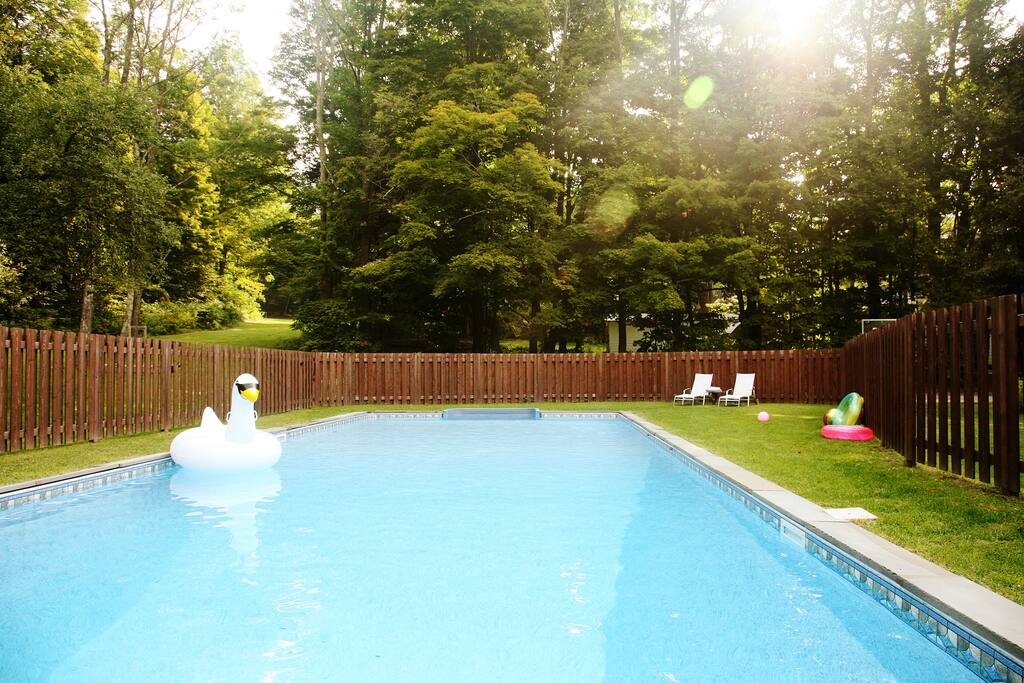 Beautiful Modern Victorian Upstate Home Houses for Rent in Lanesville, New York, United States