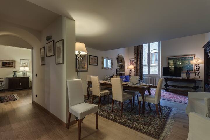 Santa Trinita apartment gallery image 3