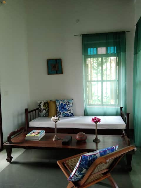 Villa Mia, A cozy heritage villa at Marari