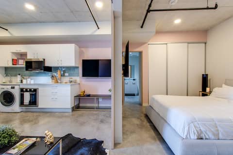 Nice&CozyLoft-sanitized & comfortable bed!