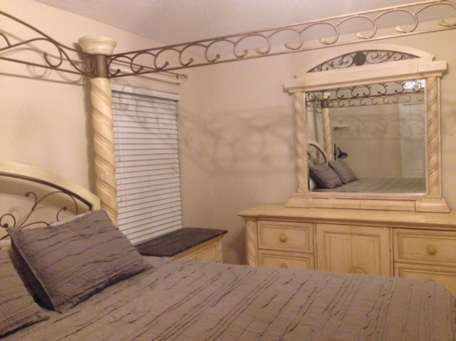 Master Bedroom - plenty of space for your belongings