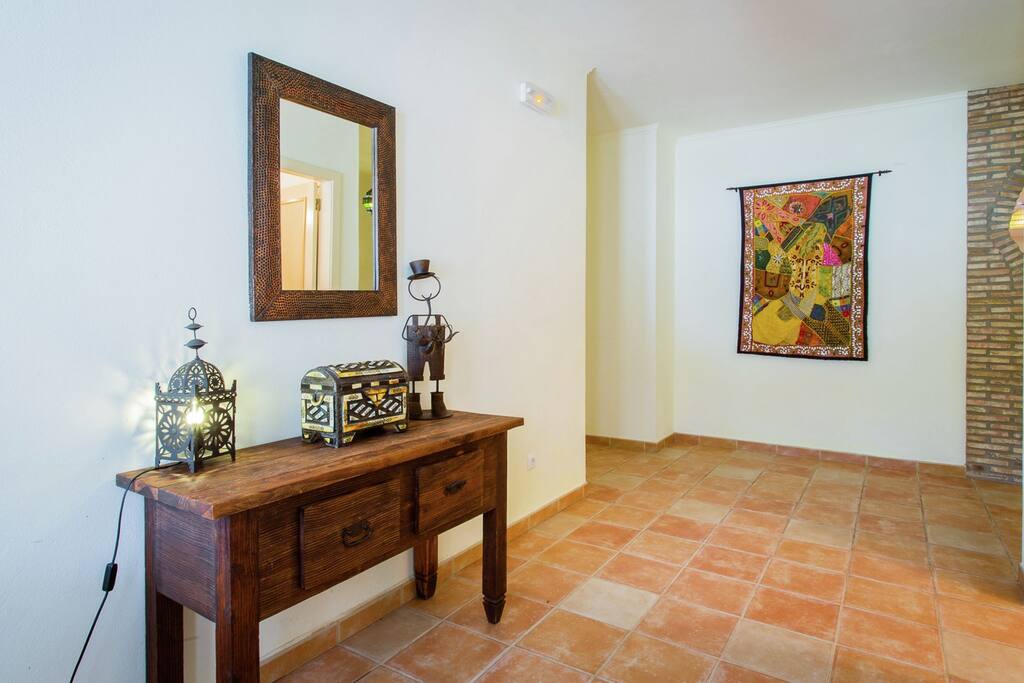 Entrance / Reception